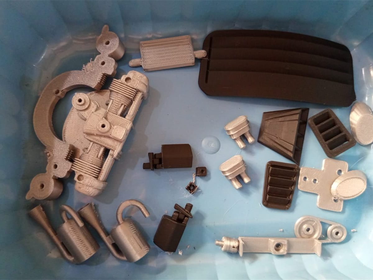 Kumpulan part fungsional hasil 3D print
